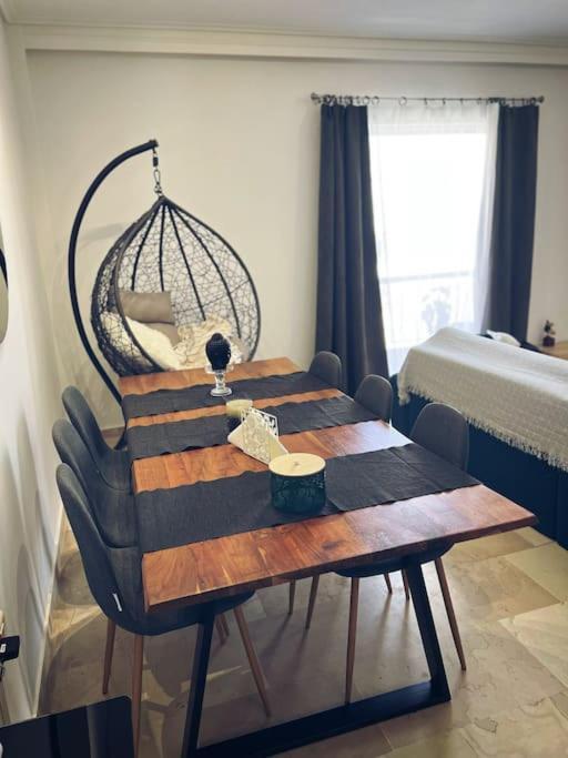 Minimal 3Br Apartment In 아테네 외부 사진
